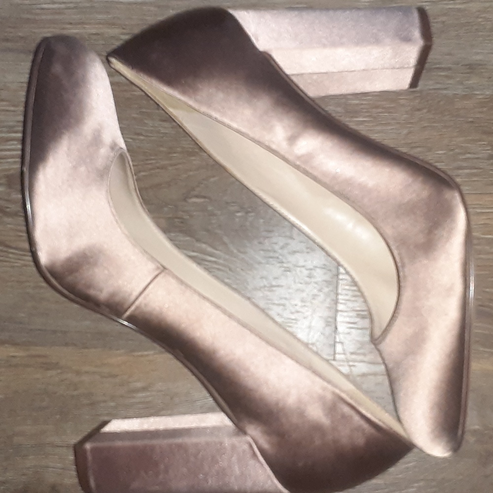 Size 10M Nine West